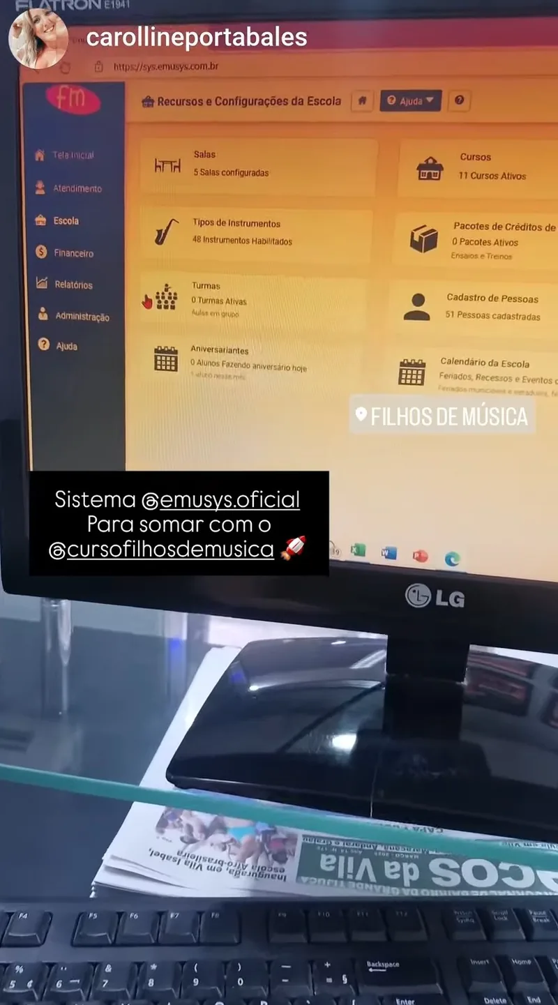 Escola de música usando a Emusys