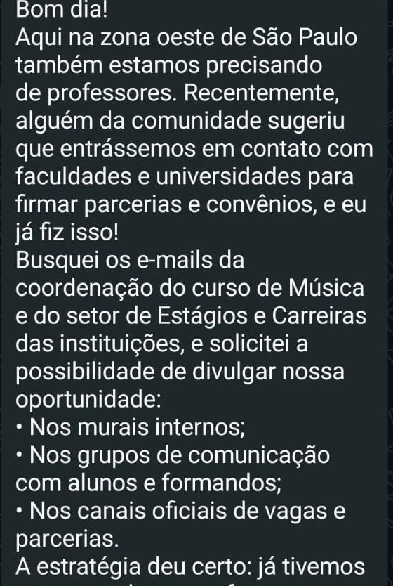 Print de mensagem trocada no grupo de WhatsApp da comunidade Emusys
